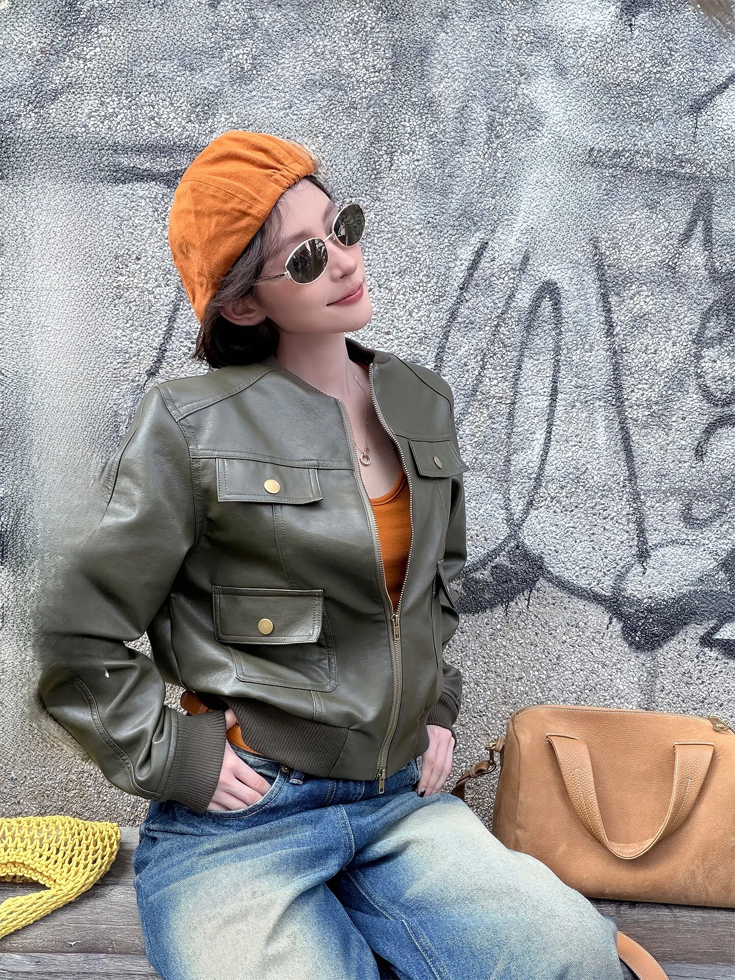 Wutong Retro PU Leather round Neck Long Sleeve Jacket Women's Spring Loose Outerwear Top Casual Style Straight Cut Zipper
Wutong Retro PU Leather round Neck Long Sleeve Jacket Women's Spring Loose Outerwear Top Casual Style Straight Cut Zipper