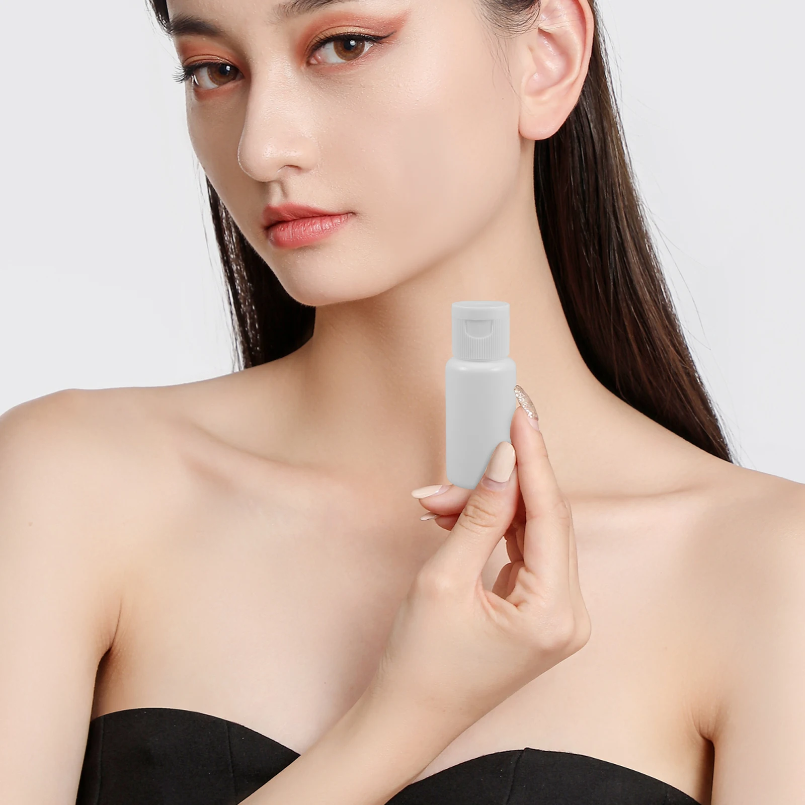 5 Pcs 20ml White PE Plastic Refillable Cap Bottles Travel Skincare Lotion Containers Lightweight for Toiletries
5 Pcs 20ml White PE Plastic Refillable Cap Bottles Travel Skincare Lotion Containers Lightweight for Toiletries