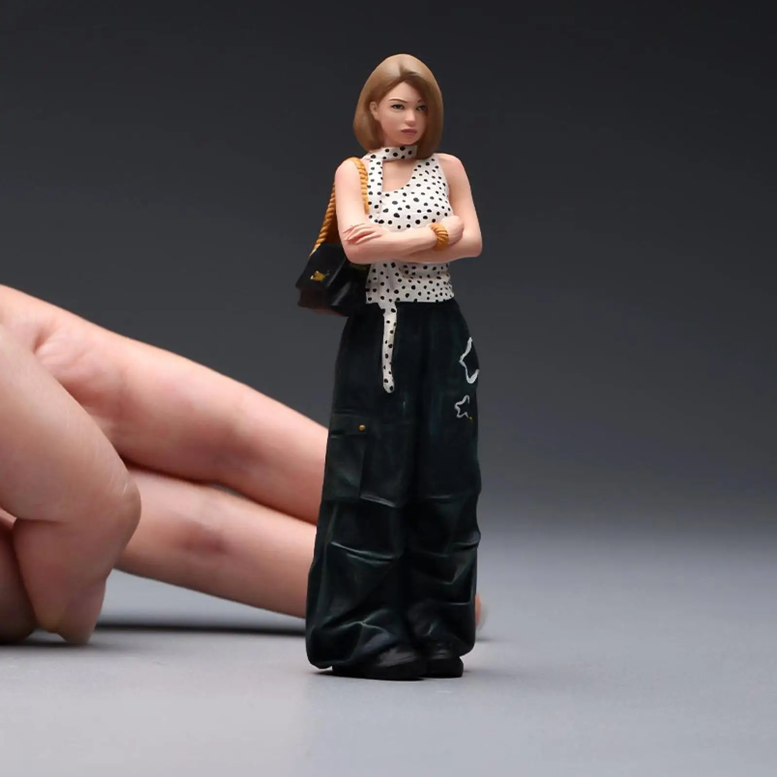 1/18 Miniature Figure Collection Resin Hand Painted Tiny People Collectible Figure
1/18 Miniature Figure Collection Resin Hand Painted Tiny People Collectible Figure