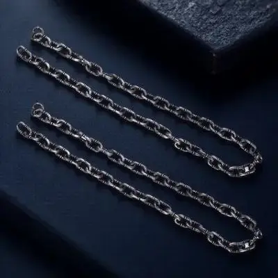 2pcs Simulation Halloween Props For Plastic Party Decoration Cosplay Costume Fake Halloween Chain Decor Chain Decor
2pcs Simulation Halloween Props For Plastic Party Decoration Cosplay Costume Fake Halloween Chain Decor Chain Decor