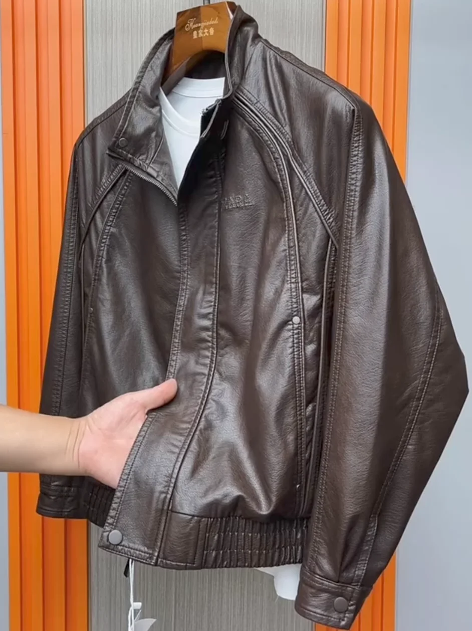 Fashionable Casual Men's Stand Collar Jacket New Arrival Spring Autumn High-End Sensation Stylish All-Match Standard Fit
Fashionable Casual Men's Stand Collar Jacket New Arrival Spring Autumn High-End Sensation Stylish All-Match Standard Fit