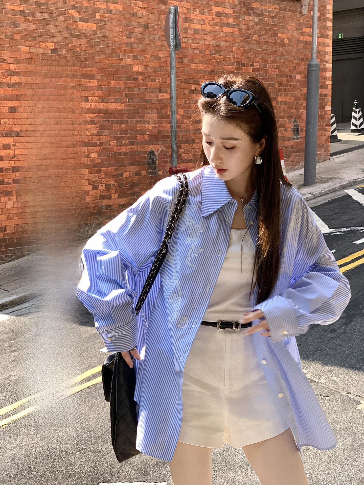 Summer Poem Original Lace Print Cotton Shirt Women Loose Fit Casual Style Long Sleeve Button up Striped Pattern Turn down Collar
Summer Poem Original Lace Print Cotton Shirt Women Loose Fit Casual Style Long Sleeve Button up Striped Pattern Turn down Collar