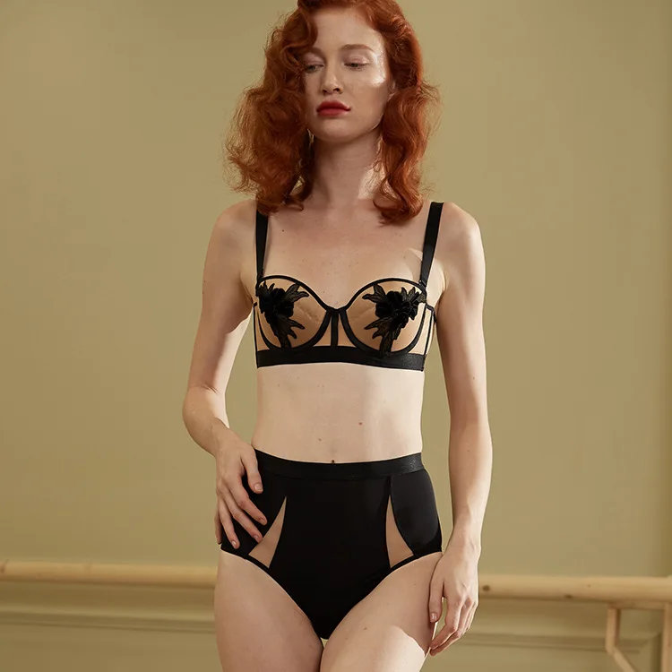 Sexy Embroidered Thin Cotton Half Cup Boosting Bra Set Gathered Underwear European Style Ladies Innerwear Comfortable Breathable
Sexy Embroidered Thin Cotton Half Cup Boosting Bra Set Gathered Underwear European Style Ladies Innerwear Comfortable Breathable
