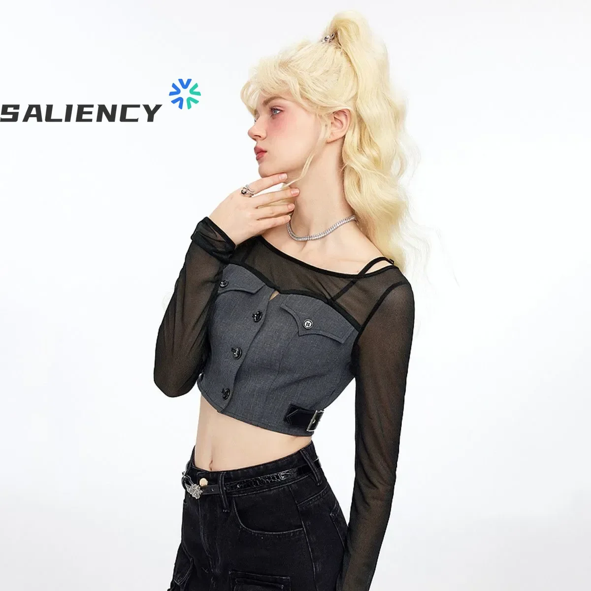 SALIENCY Vintage Contrasting Color Splicing Spice Girls Halter Long Sleeve T-Shirt Leather Tab Design Sexy Mesh Short Top
SALIENCY Vintage Contrasting Color Splicing Spice Girls Halter Long Sleeve T-Shirt Leather Tab Design Sexy Mesh Short Top