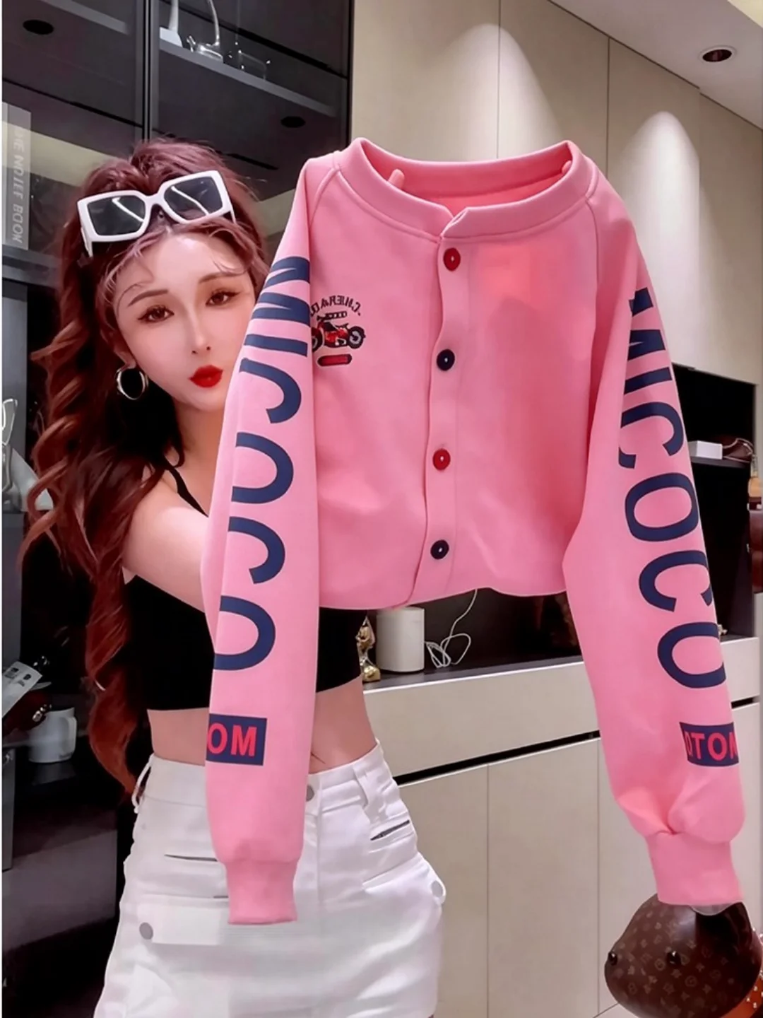American Style round Neck Sweatshirt Women's Spring New Small Size Great Looking Knitwear Cardigan Elegant Top Commute Style ...
American Style round Neck Sweatshirt Women's Spring New Small Size Great Looking Knitwear Cardigan Elegant Top Commute Style ...