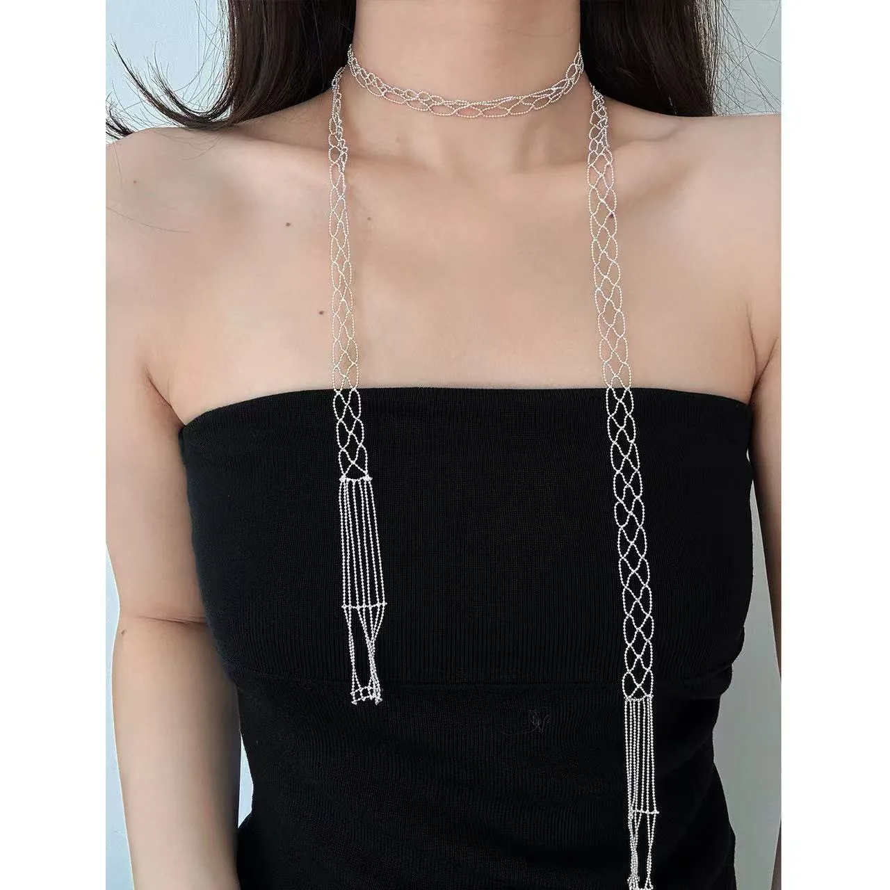 2026 fashion classic European and American luxury silver lace long design casual fringed necklace fashion banquet gift
2026 fashion classic European and American luxury silver lace long design casual fringed necklace fashion banquet gift