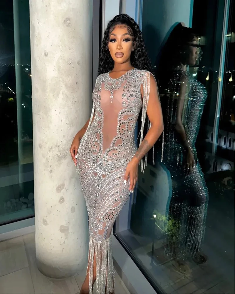 New Summer Night Out Outfit Silver Crystal Fringe Evening Gown Sexy White Glitter Dress Eye Suction Red Carpet Party Costume
New Summer Night Out Outfit Silver Crystal Fringe Evening Gown Sexy White Glitter Dress Eye Suction Red Carpet Party Costume