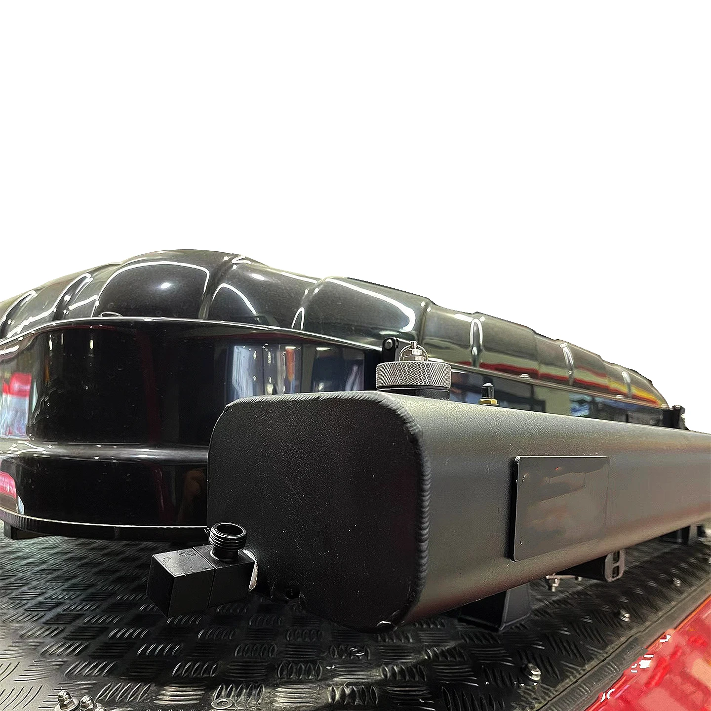 Outdoor Vehicle Aluminum 26L / 36L Water Storage Tank RV Car Road Shower Car Roof Water Tank For Camping
Outdoor Vehicle Aluminum 26L / 36L Water Storage Tank RV Car Road Shower Car Roof Water Tank For Camping