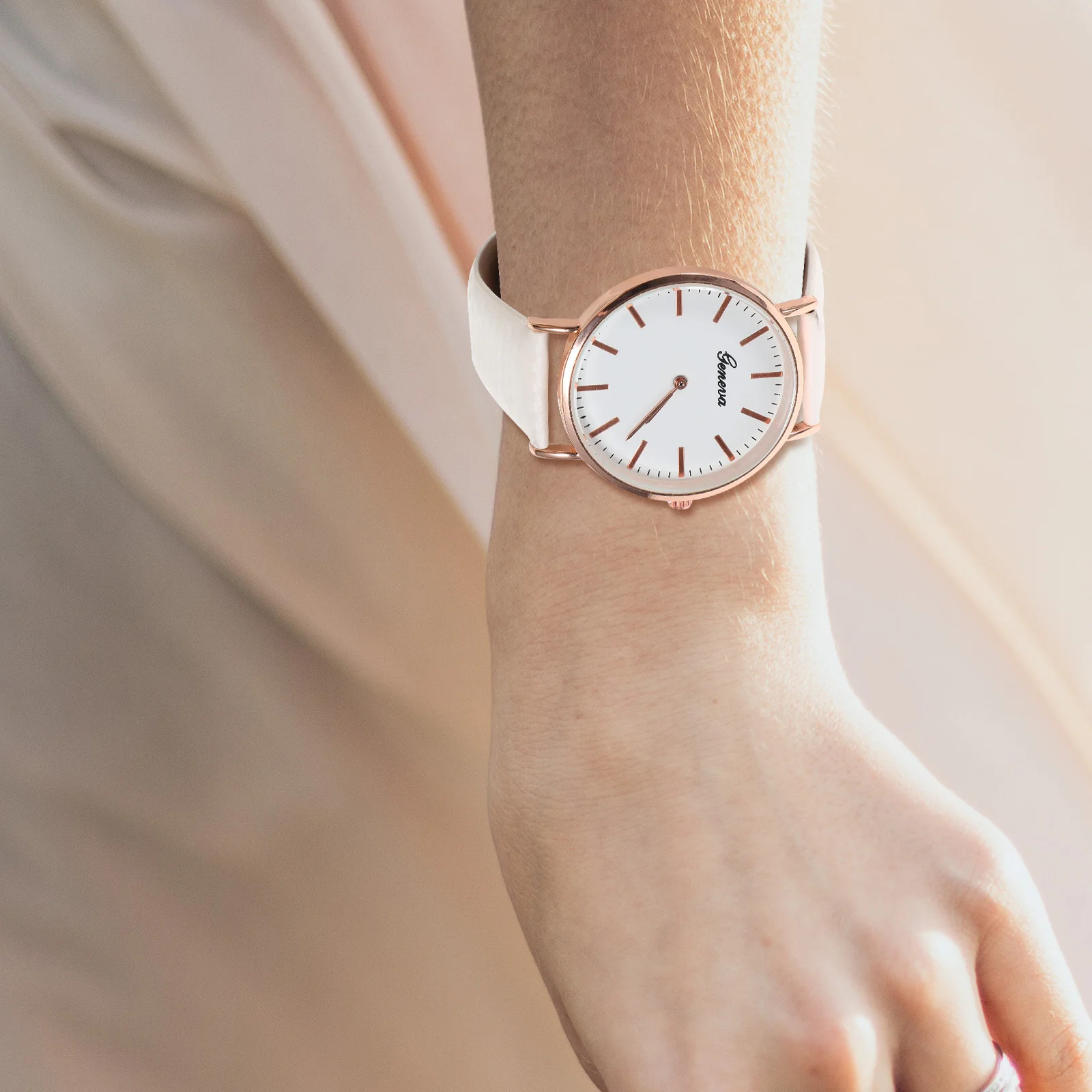 Stylish Temperature Sensitive Color Changing Watch for Girls Students Fashion Gradient Quartz Wristwatch Elegant for Birthday
Stylish Temperature Sensitive Color Changing Watch for Girls Students Fashion Gradient Quartz Wristwatch Elegant for Birthday