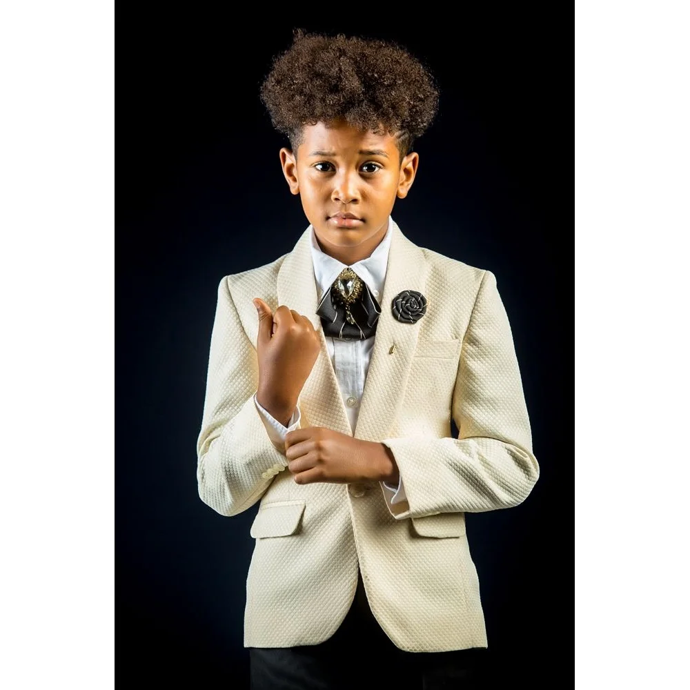 Fashion Waffle Boys Suits Shawl Lapel One Button Blazer Sets with Black Pants Chic Banquet Formal Party Wedding Kids Clothes
Fashion Waffle Boys Suits Shawl Lapel One Button Blazer Sets with Black Pants Chic Banquet Formal Party Wedding Kids Clothes