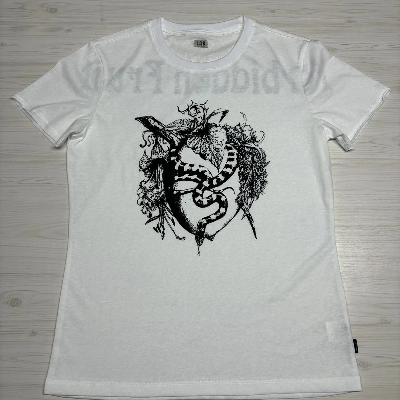 LGB Vision Snake Fruit Classic Cotton Vkei Subculture Short Sleeve T-Shirt
LGB Vision Snake Fruit Classic Cotton Vkei Subculture Short Sleeve T-Shirt