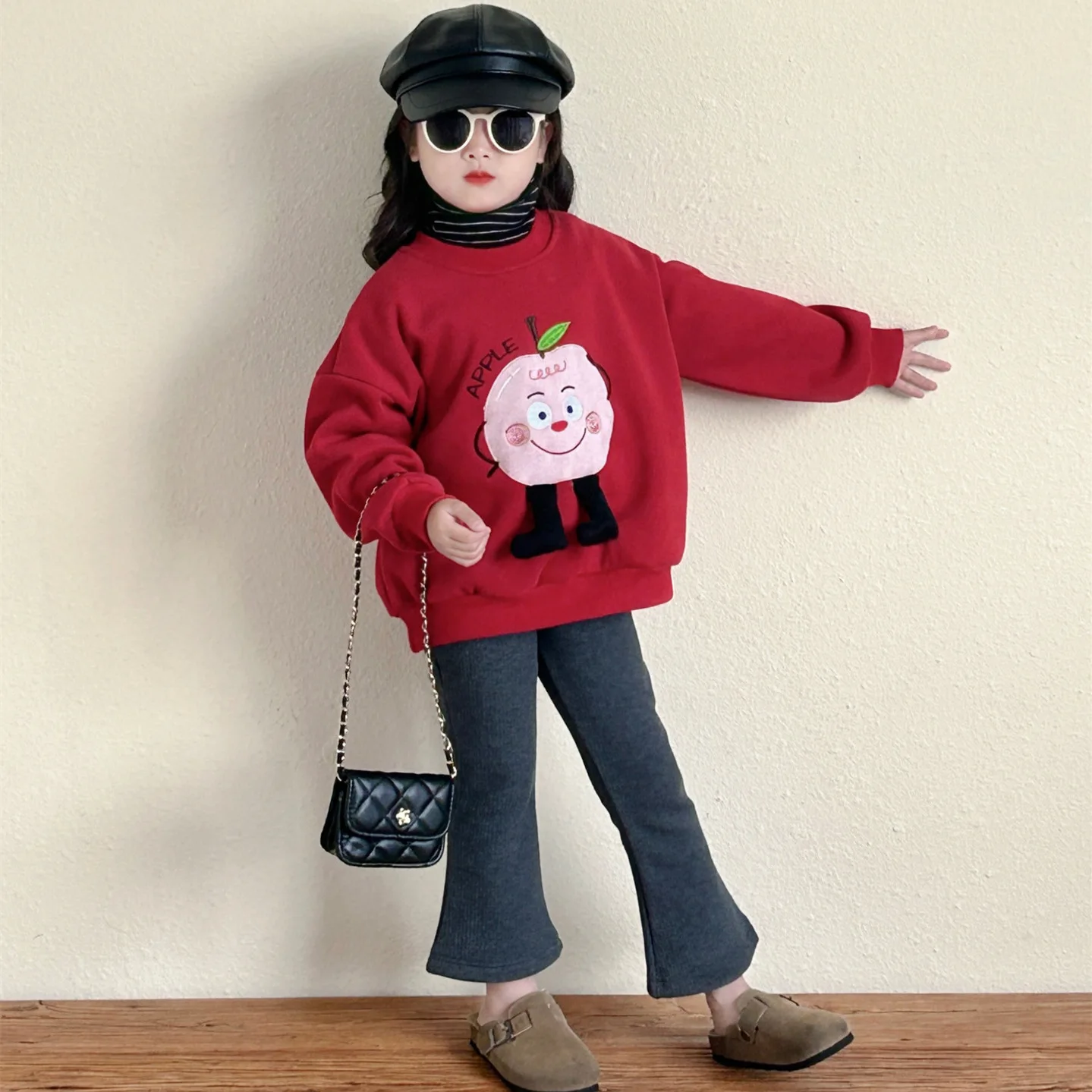 Girls Hoodie 2024 Winter New Childrens Clothing Girls Baby Fashion Three-dimensional Embroidery Plus Fleece Hoodie Casual
Girls Hoodie 2024 Winter New Childrens Clothing Girls Baby Fashion Three-dimensional Embroidery Plus Fleece Hoodie Casual