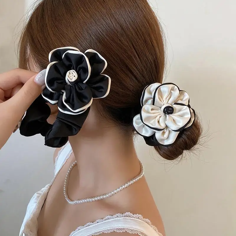 New Exquisite Flowers Hair Ties for Women Girls Exquisite Satin High Elasticity Headbands Korean Fashion Hair Accessories Gifts
New Exquisite Flowers Hair Ties for Women Girls Exquisite Satin High Elasticity Headbands Korean Fashion Hair Accessories Gifts