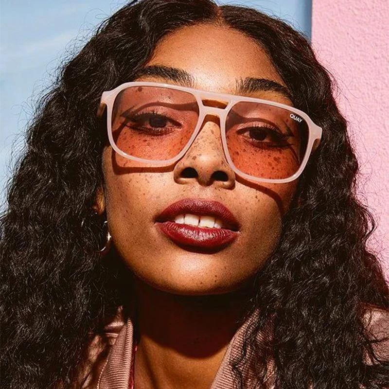 Quay On the Fly Sunglasses Brand Design Sunglasses Women Sun Glasses for Women Female Double Bridges Sunglasses Oculos Feminino
Quay On the Fly Sunglasses Brand Design Sunglasses Women Sun Glasses for Women Female Double Bridges Sunglasses Oculos Feminino
