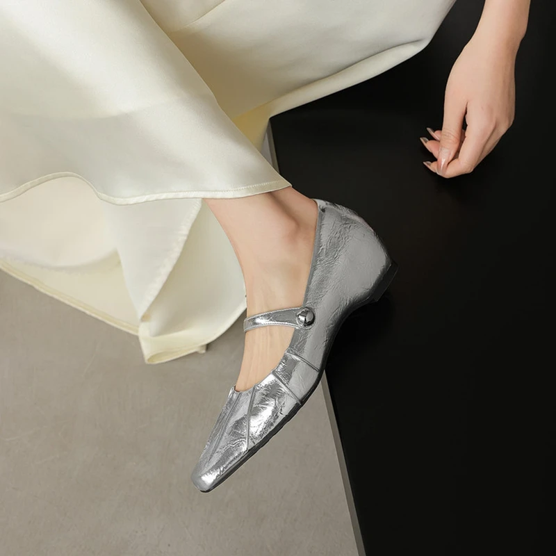 NEW Spring/Autumn Women Pumps Split Leather Shoes Women Square Toe Strange Heel Shoes Pleated Shallow Slip-on Mary Janes Shoes
NEW Spring/Autumn Women Pumps Split Leather Shoes Women Square Toe Strange Heel Shoes Pleated Shallow Slip-on Mary Janes Shoes