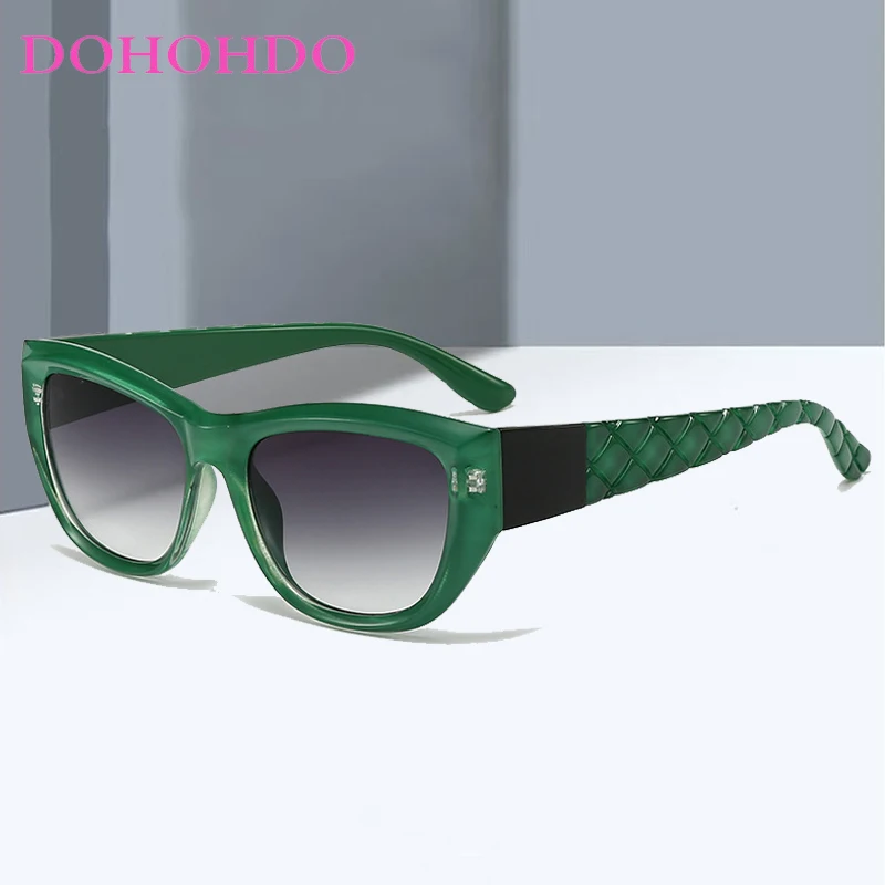 Fashion Cat Eye Rivets Women Sunglasses Vintage New Luxury Designer Men Shades Driving Travel Female Eyewear Unisex Lentes UV400
Fashion Cat Eye Rivets Women Sunglasses Vintage New Luxury Designer Men Shades Driving Travel Female Eyewear Unisex Lentes UV400