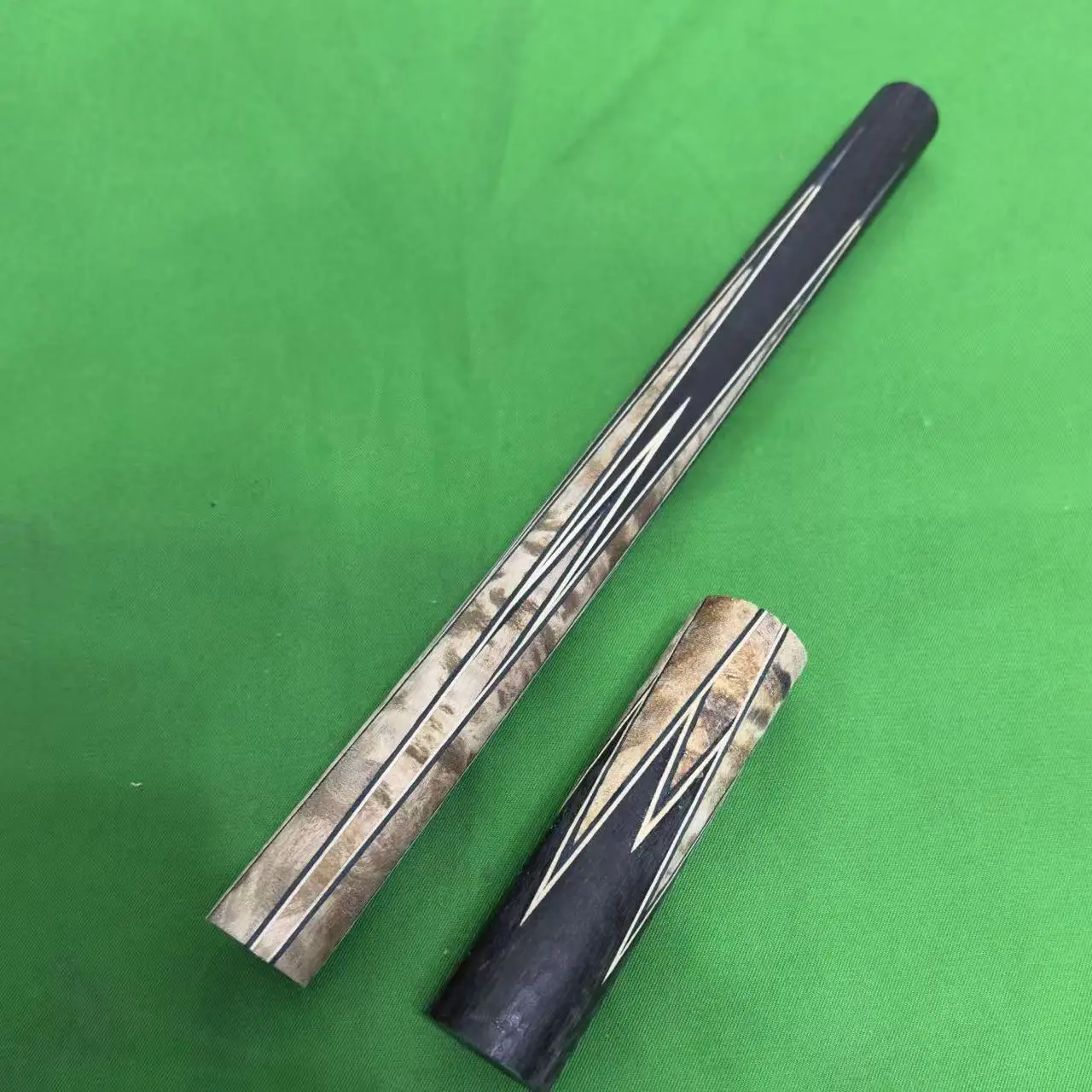 Nature Wood Burl & Ebony 8 Spliced Crafts Billiards Parts Forearm with Butt Set New Style
Nature Wood Burl & Ebony 8 Spliced Crafts Billiards Parts Forearm with Butt Set New Style