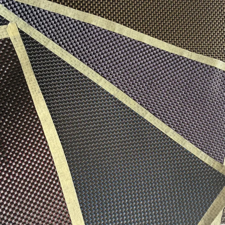 3k 200g 2x2 real carbon fiber and metal wire mixed woven Plain twill Small size sample red blue purple and green Wire fabric
3k 200g 2x2 real carbon fiber and metal wire mixed woven Plain twill Small size sample red blue purple and green Wire fabric