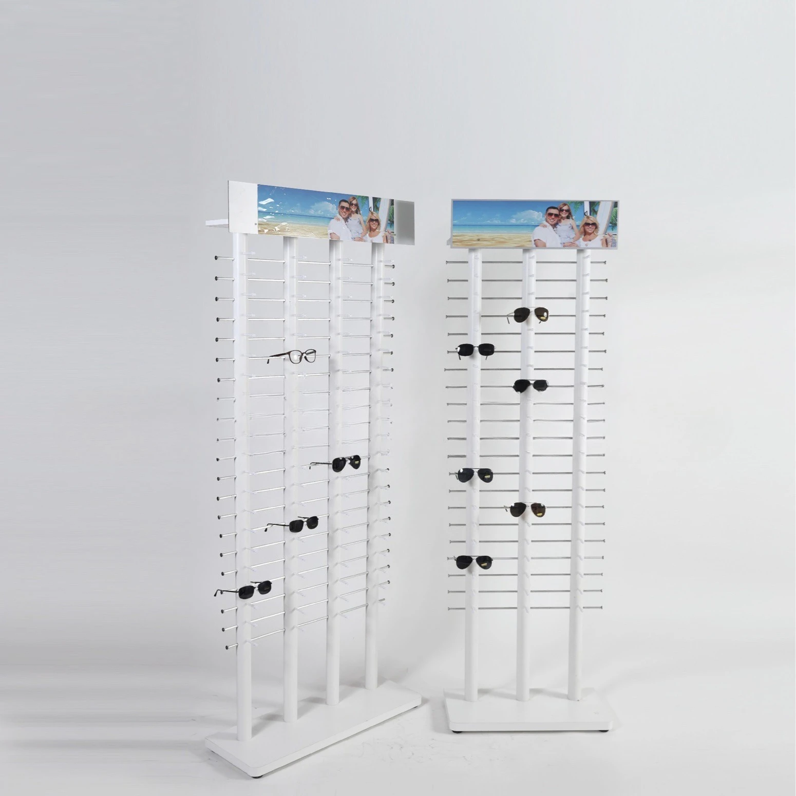 Single row of floor-to-ceiling glasses display stand
Single row of floor-to-ceiling glasses display stand
