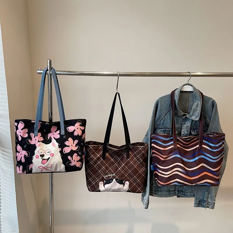 Large Capacity Striped Print Tote Bag Single Shoulder Ladies Shopping Bag Student Tutoring Handbag Women's Street Style
Large Capacity Striped Print Tote Bag Single Shoulder Ladies Shopping Bag Student Tutoring Handbag Women's Street Style