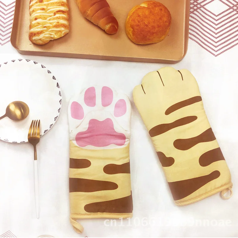 Pure Cotton Cat Oven Gloves 100% Cotton Baking Insulation Microwave Anti-Scalding Modern Minimalist Cat Paw Design 30CM Length
Pure Cotton Cat Oven Gloves 100% Cotton Baking Insulation Microwave Anti-Scalding Modern Minimalist Cat Paw Design 30CM Length
