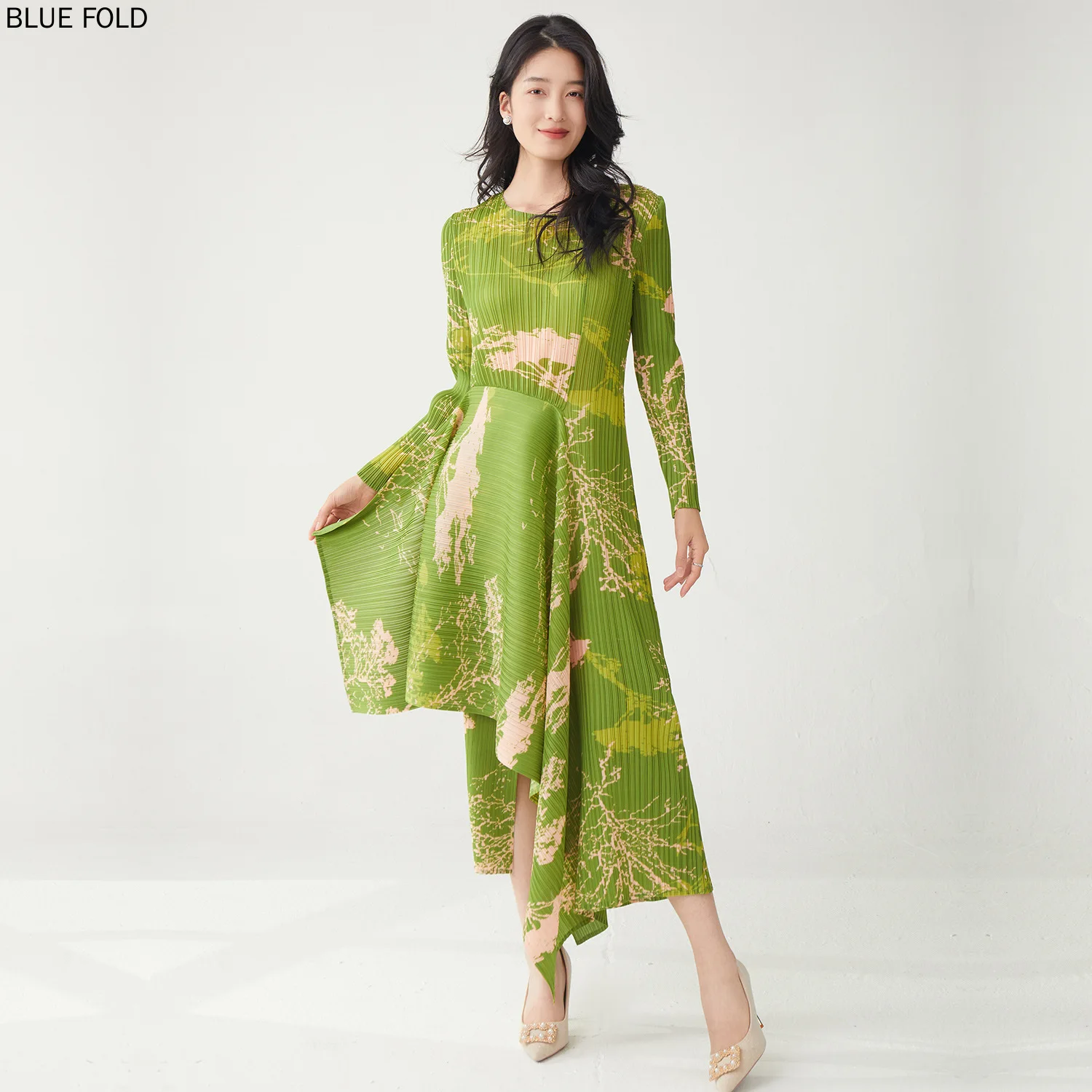 Spring High Quality Women's Fashion Elegant Printed Dress Irregular Holiday Style Temperament Miyake
Spring High Quality Women's Fashion Elegant Printed Dress Irregular Holiday Style Temperament Miyake