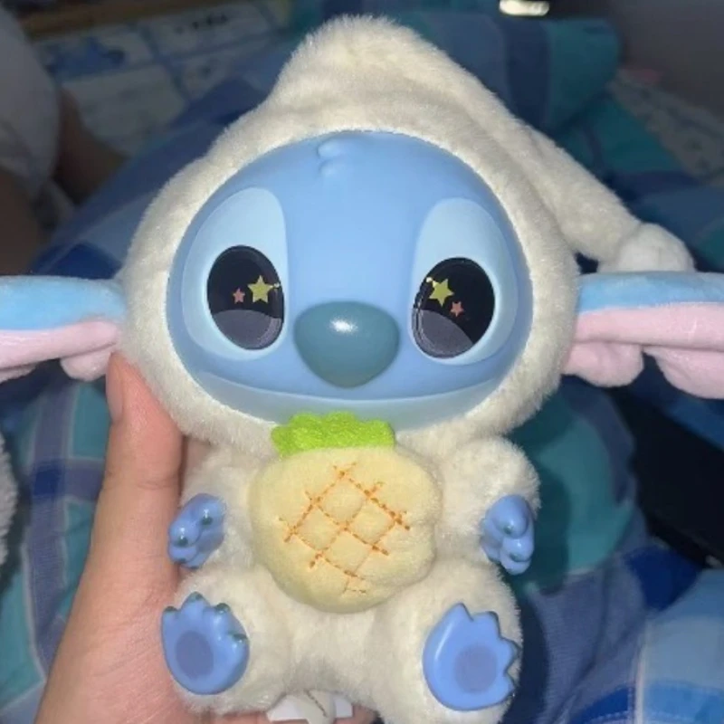 Горячие продажи Stitch Blind Box Bag Eat Some Thing Before Sleep Series Виниловый кулон Милая кукла Mystery Box Пушистая кукла-сюрприз в подарок
Горячие продажи Stitch Blind Box Bag Eat Some Thing Before Sleep Series Виниловый кулон Милая кукла Mystery Box Пушистая кукла-сюрприз в подарок