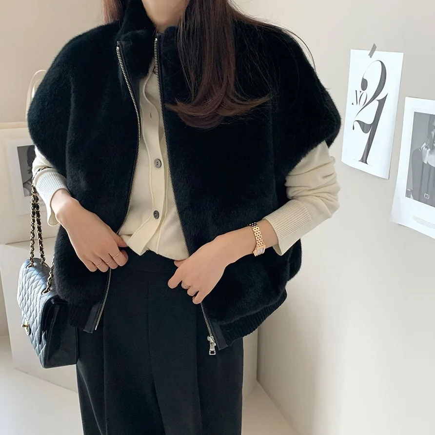 Шикарное женское кожаное пальто на молнии с мехом осень-зима, универсальное простое кожаное пальто на молнии из норки с застежкой на талии 
Шикарное женское кожаное пальто на молнии с мехом осень-зима, универсальное простое кожаное пальто на молнии из норки с застежкой на талии