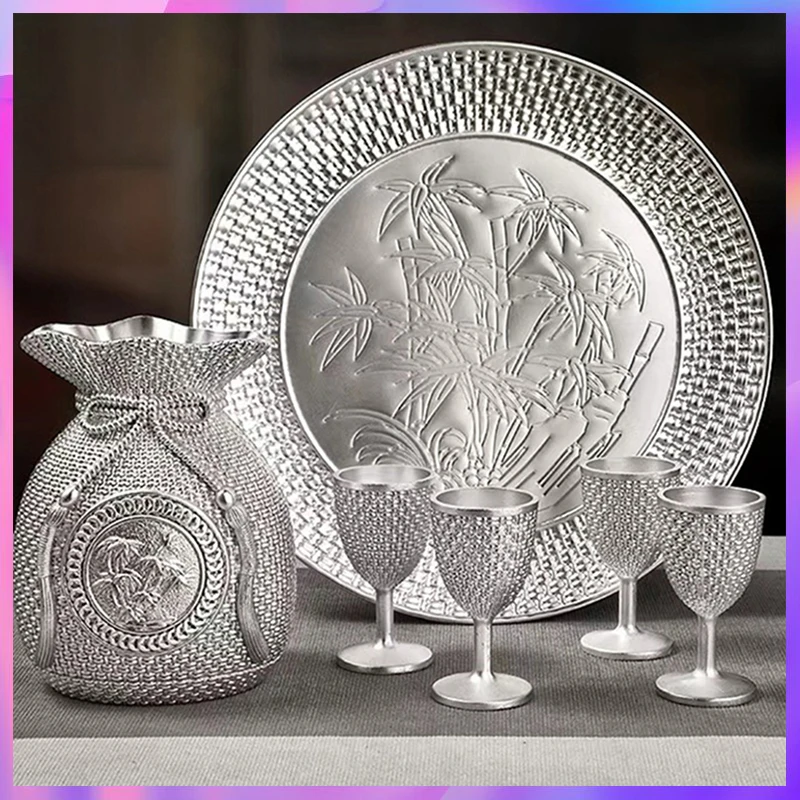 Silver wine set 999 high-grade cooked silver fu bag wine set exquisite silver cups in the retro
Silver wine set 999 high-grade cooked silver fu bag wine set exquisite silver cups in the retro