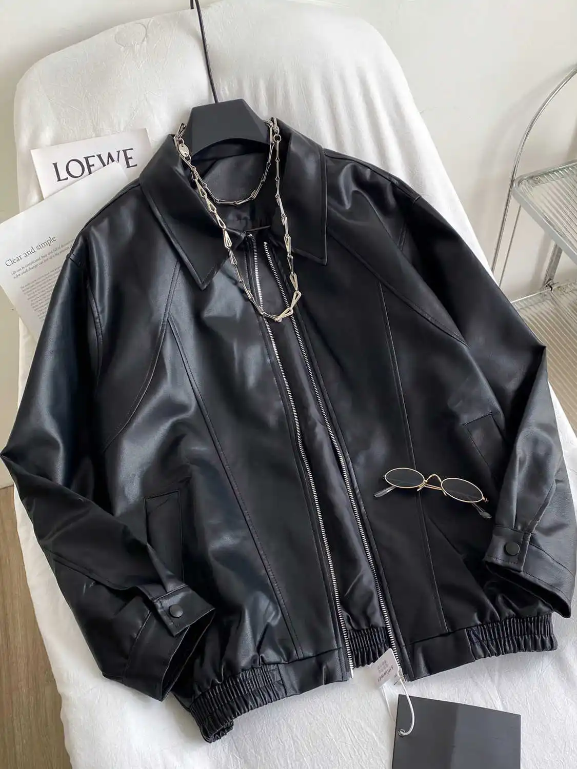 Women Black Gothic PU Leather Jacket Coat Vintage Motorcycle Jacket 2000s Emo Vintage Streetwear BF style Outerwear Autumn 2025
Women Black Gothic PU Leather Jacket Coat Vintage Motorcycle Jacket 2000s Emo Vintage Streetwear BF style Outerwear Autumn 2025
