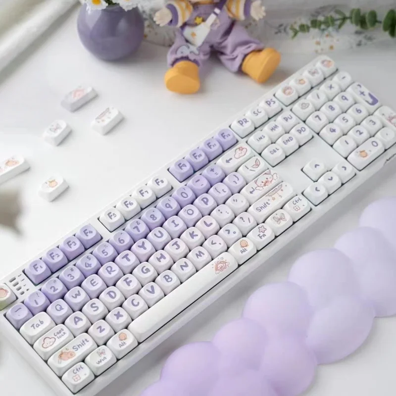 Purple gradient cloud-shaped cat with mechanical keycaps. Suitable for both men and women. Compatible with all models.
Purple gradient cloud-shaped cat with mechanical keycaps. Suitable for both men and women. Compatible with all models.