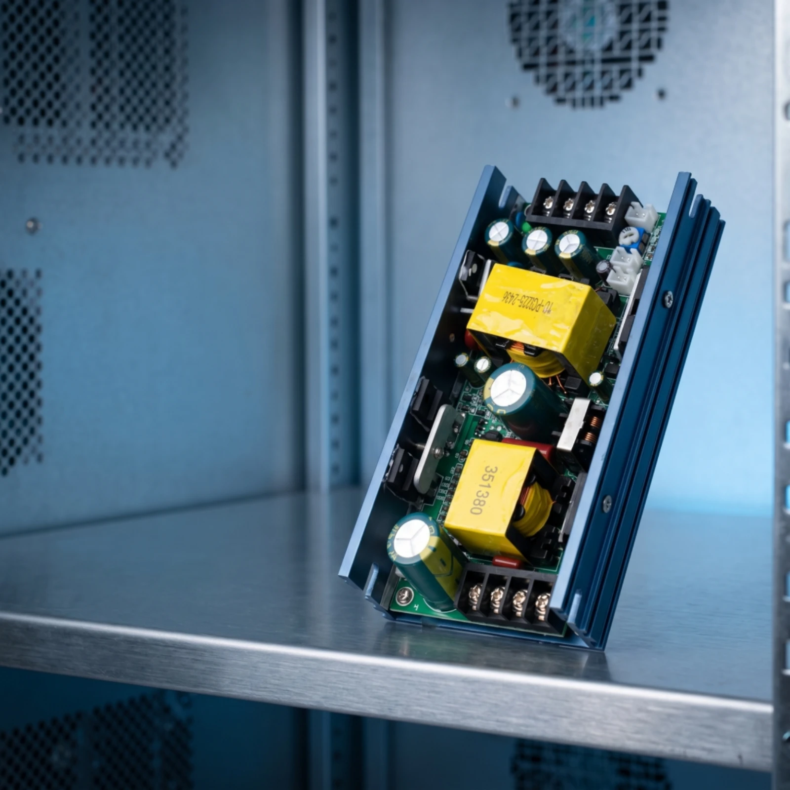 Moving Head Power Supply Open-Frame Stage Light Power Supply High Performance Better Effect for Technicians
Moving Head Power Supply Open-Frame Stage Light Power Supply High Performance Better Effect for Technicians