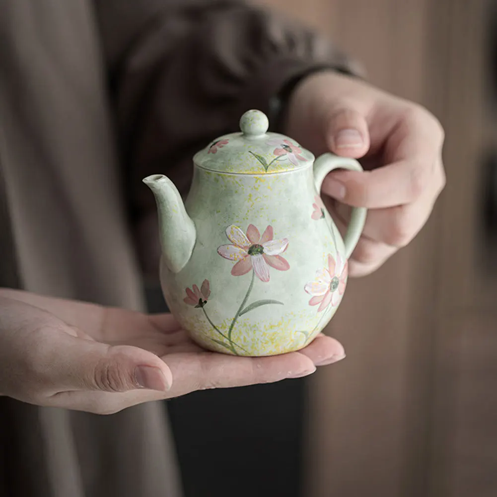 Teapots For Loose Tea Hand-painted Ceramics KungFu Teapot Present For Friends Family
Teapots For Loose Tea Hand-painted Ceramics KungFu Teapot Present For Friends Family