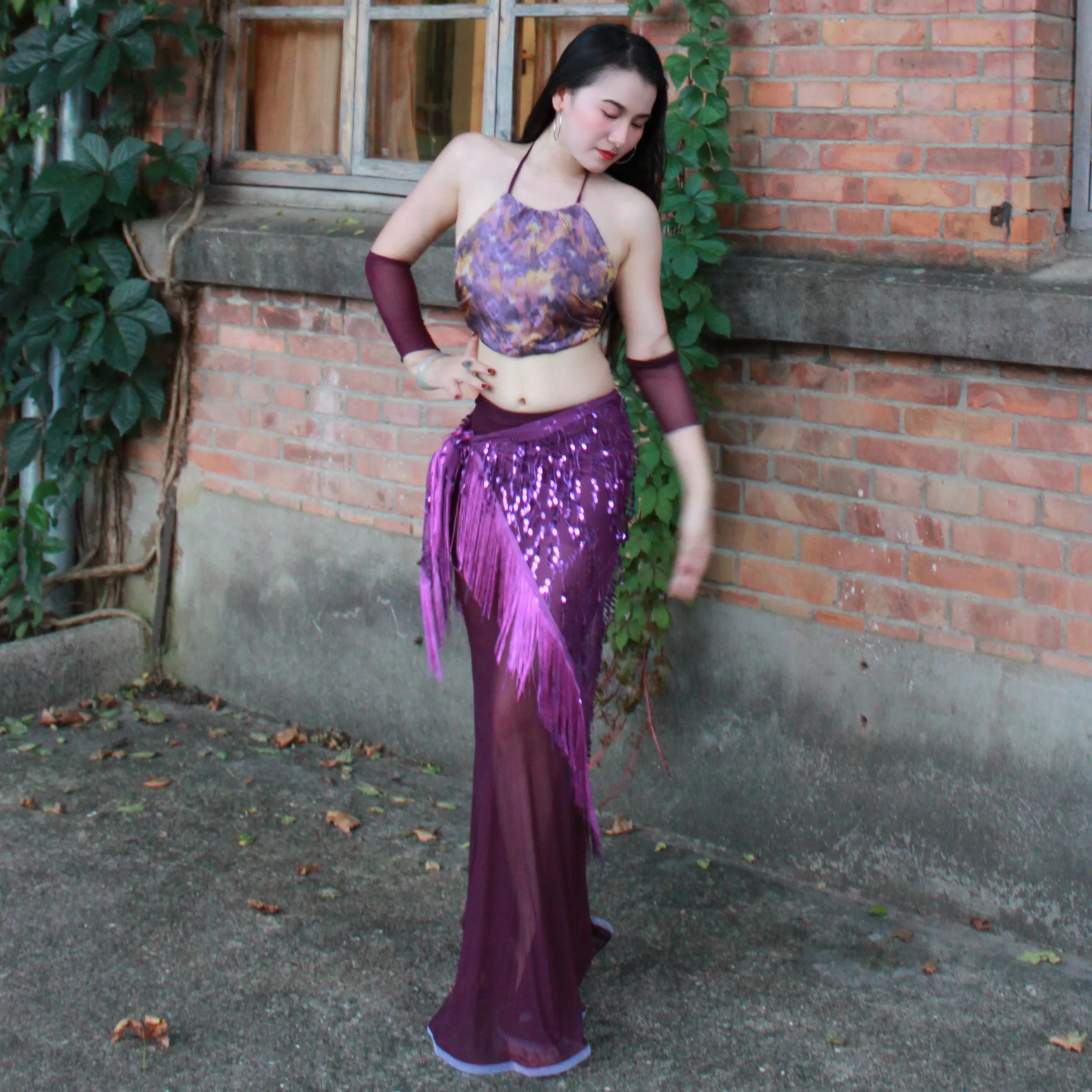 Женский костюм для танца живота 2025, высококачественный топ с принтом + сексуальная юбка «рыбий хвост», комплект, наряд для практики восточного танца
Женский костюм для танца живота 2025, высококачественный топ с принтом + сексуальная юбка «рыбий хвост», комплект, наряд для практики восточного танца