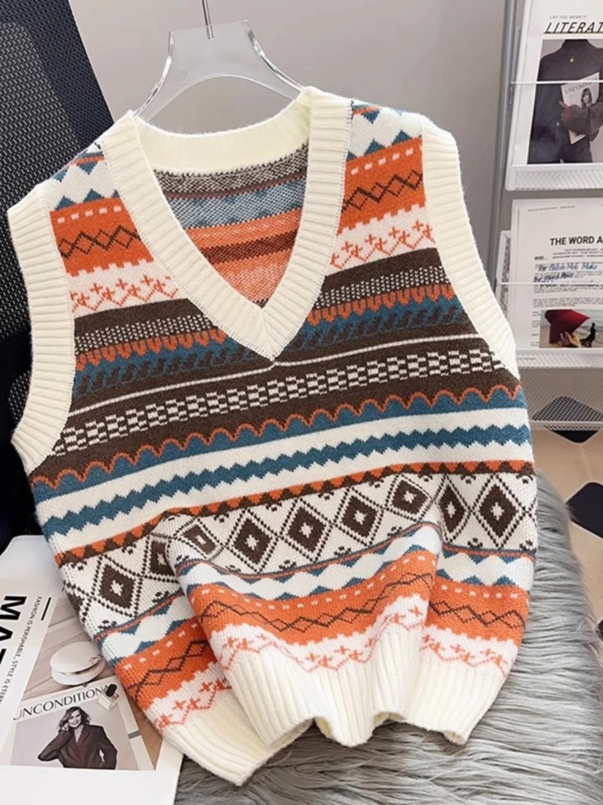 Women's Knitted Vest Top V-Ne Pullover Sweater 2024 Spring New Sle Inner Wear Casual Commute Sle Polyester Fabric
Women's Knitted Vest Top V-Ne Pullover Sweater 2024 Spring New Sle Inner Wear Casual Commute Sle Polyester Fabric