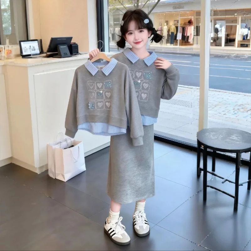 Girls' Skirt Suit Spring New Fashionable Stylish Two-Piece Sweatshirt Set for Older Children, Casual Spring Outfit
Girls' Skirt Suit Spring New Fashionable Stylish Two-Piece Sweatshirt Set for Older Children, Casual Spring Outfit