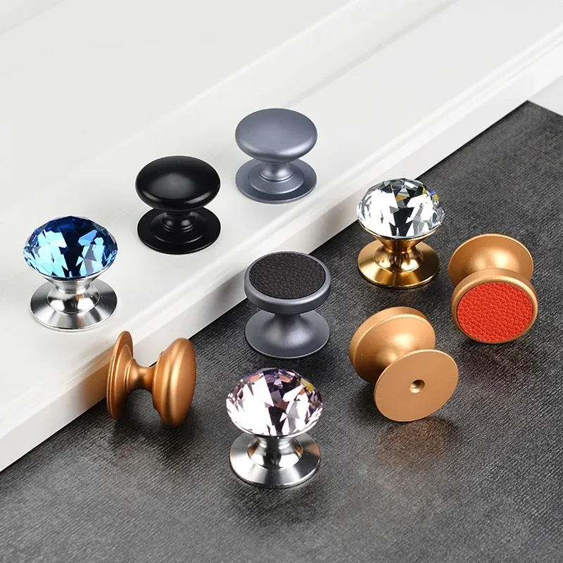 Cabinet Wardrobe Door Round Rod Aluminum Alloy Black Pulls Drawer Bathroom Cabinet Copper-colored Small Handles for Furniture
Cabinet Wardrobe Door Round Rod Aluminum Alloy Black Pulls Drawer Bathroom Cabinet Copper-colored Small Handles for Furniture