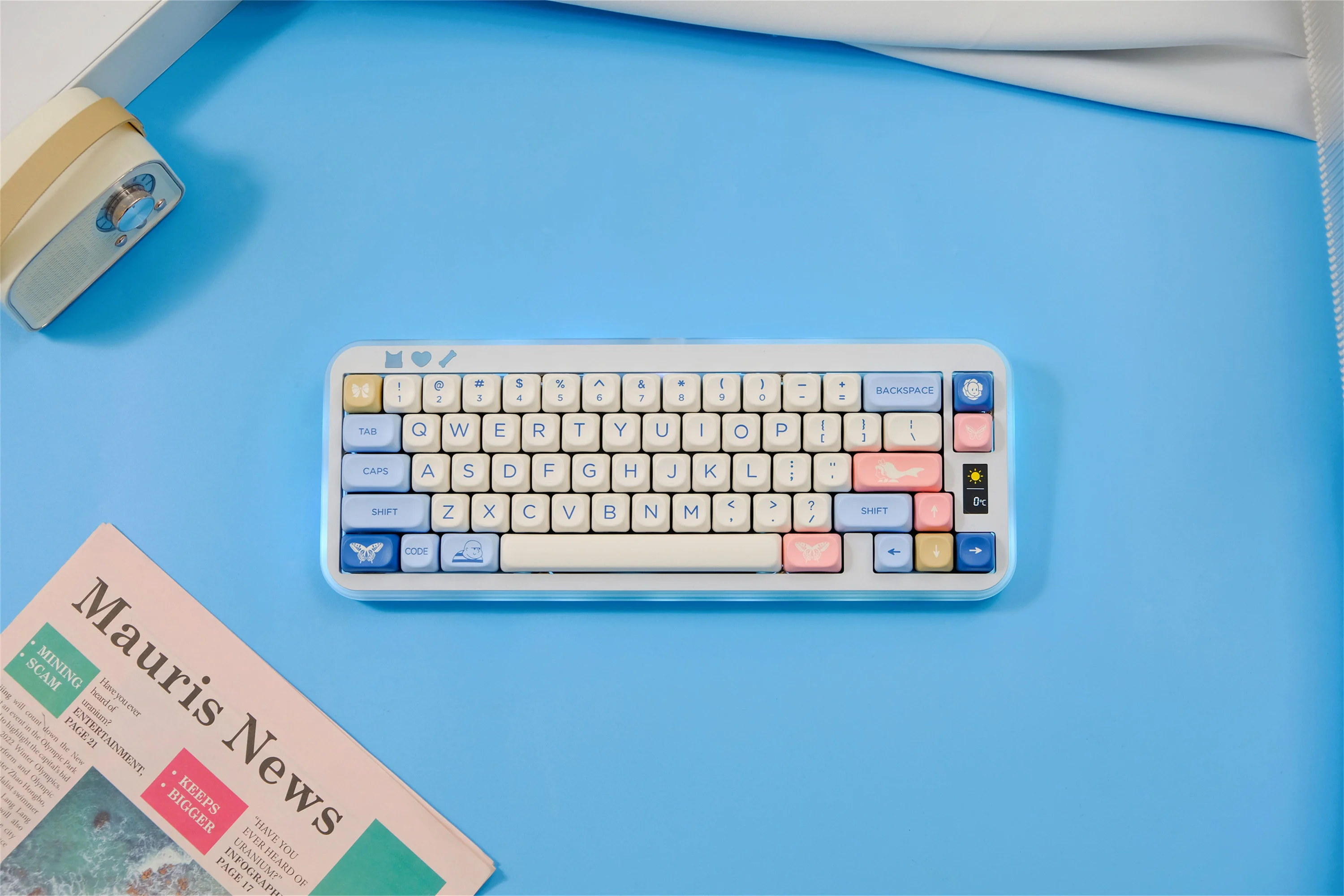 Колпачки для клавиш Underland, 126 клавиш, материал PBT, профиль MOA, DYE-SUB, персонализированные для механической клавиатуры CHERRY MX Switch
Колпачки для клавиш Underland, 126 клавиш, материал PBT, профиль MOA, DYE-SUB, персонализированные для механической клавиатуры CHERRY MX Switch