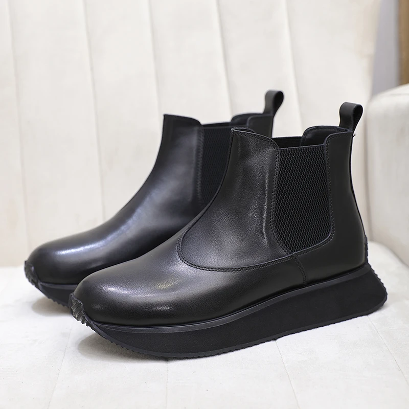 Luxury Men Chelsea Boots Genuine Leather Thick Sole Ankle Business Dress Boots Street Fashion Gentleman Slip on Motorcycle Boots
Luxury Men Chelsea Boots Genuine Leather Thick Sole Ankle Business Dress Boots Street Fashion Gentleman Slip on Motorcycle Boots