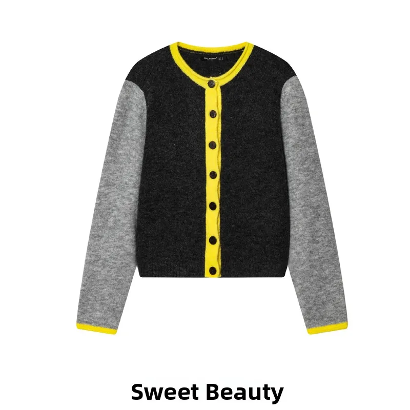 New Winter Women's Long Sleeve round Neck Spliced Knitted Jacket YF Brand Street Style Sporty Casual Short Length Coat
New Winter Women's Long Sleeve round Neck Spliced Knitted Jacket YF Brand Street Style Sporty Casual Short Length Coat