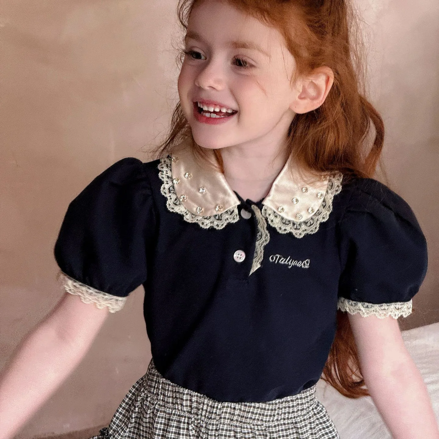 Girls T-shirt 2025 Summer New Childrens Wear Korean Style Girl Baby College Style Diamond Doll Collar Short-sleeved T-shirt
Girls T-shirt 2025 Summer New Childrens Wear Korean Style Girl Baby College Style Diamond Doll Collar Short-sleeved T-shirt