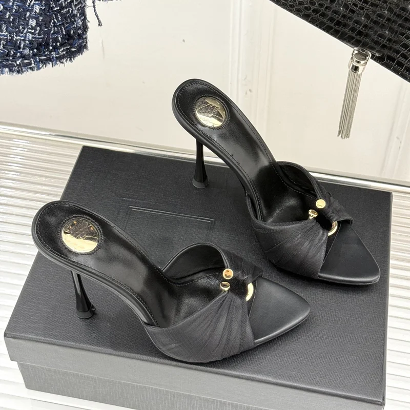 Металлические украшения, неглубокие сандалии Seyx с острым носком, тонкий каблук, ремешок с пряжкой, новые поступления, модная женская современная обувь
Металлические украшения, неглубокие сандалии Seyx с острым носком, тонкий каблук, ремешок с пряжкой, новые поступления, модная женская современная обувь