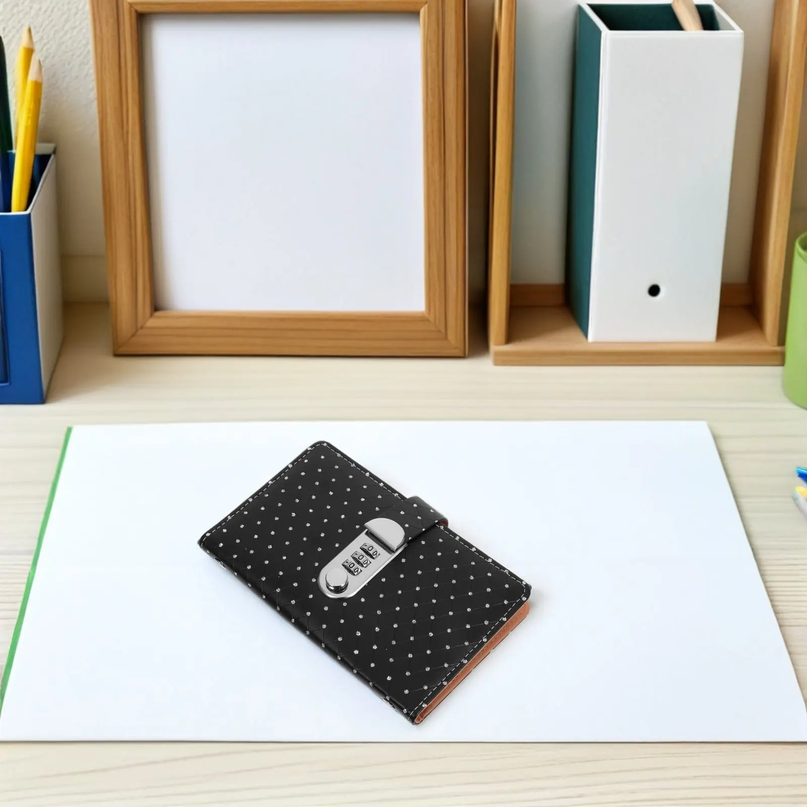 Кошелек-органайзер для денег с кодовым замком из ПУ-кожи со стразами, с прозрачными карманами, для семейного бюджета и планирования целей по накоплениям
Кошелек-органайзер для денег с кодовым замком из ПУ-кожи со стразами, с прозрачными карманами, для семейного бюджета и планирования целей по накоплениям