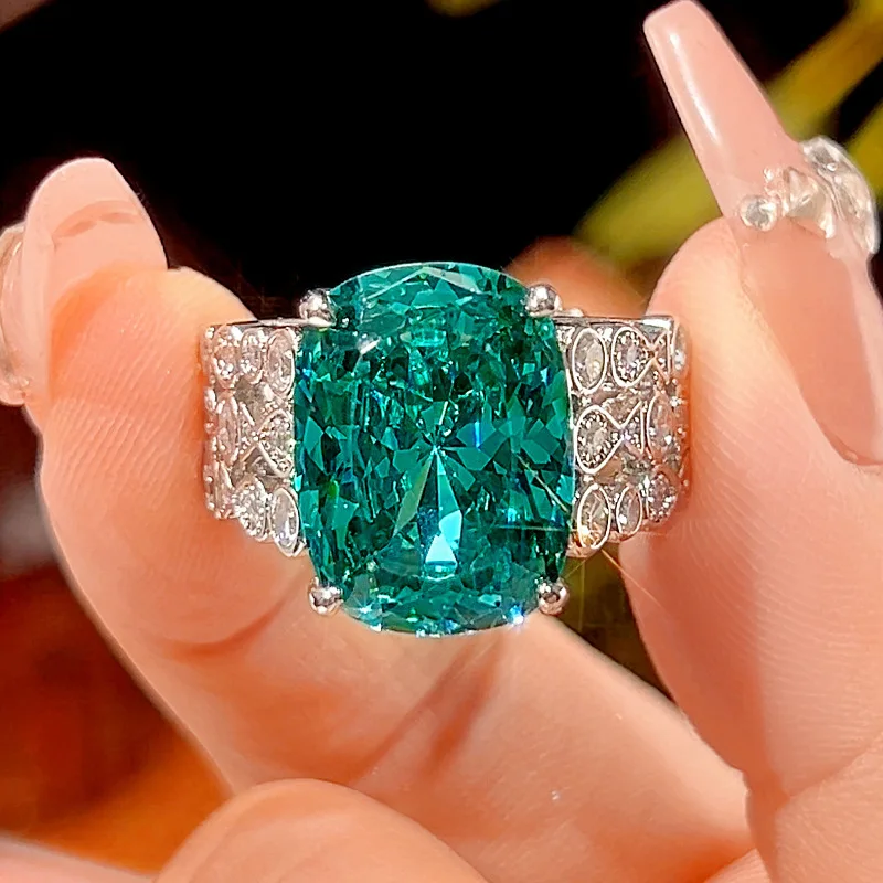 New jewelry with copper base and gold plating, Para green bird's nest cut high-end women's ring 12*16
New jewelry with copper base and gold plating, Para green bird's nest cut high-end women's ring 12*16