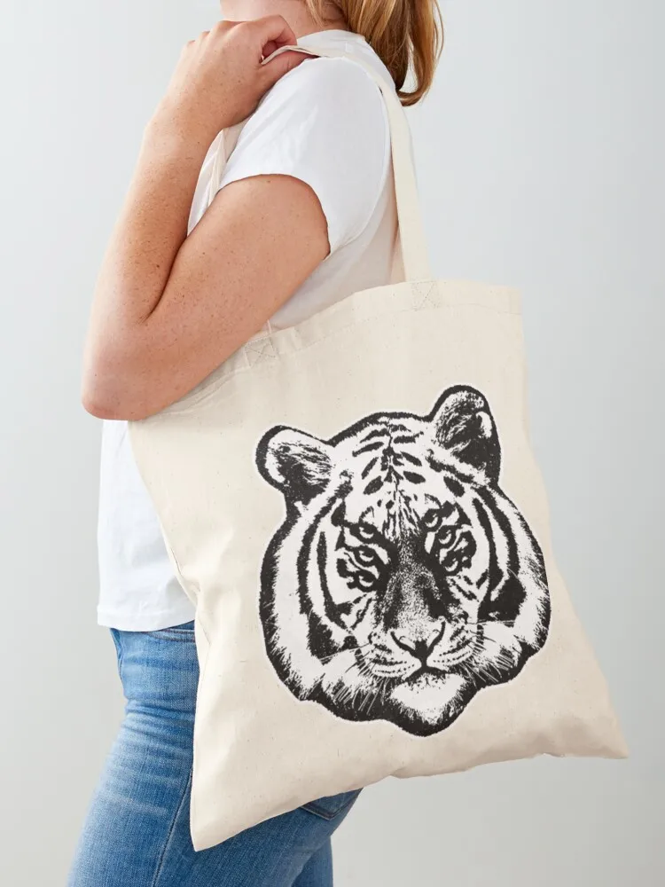 ART TIGER ROYAL BLOOD BAND FAVORITE 99SP Tote Bag tote bags cloth bags custom canvas bag Lady bags
ART TIGER ROYAL BLOOD BAND FAVORITE 99SP Tote Bag tote bags cloth bags custom canvas bag Lady bags