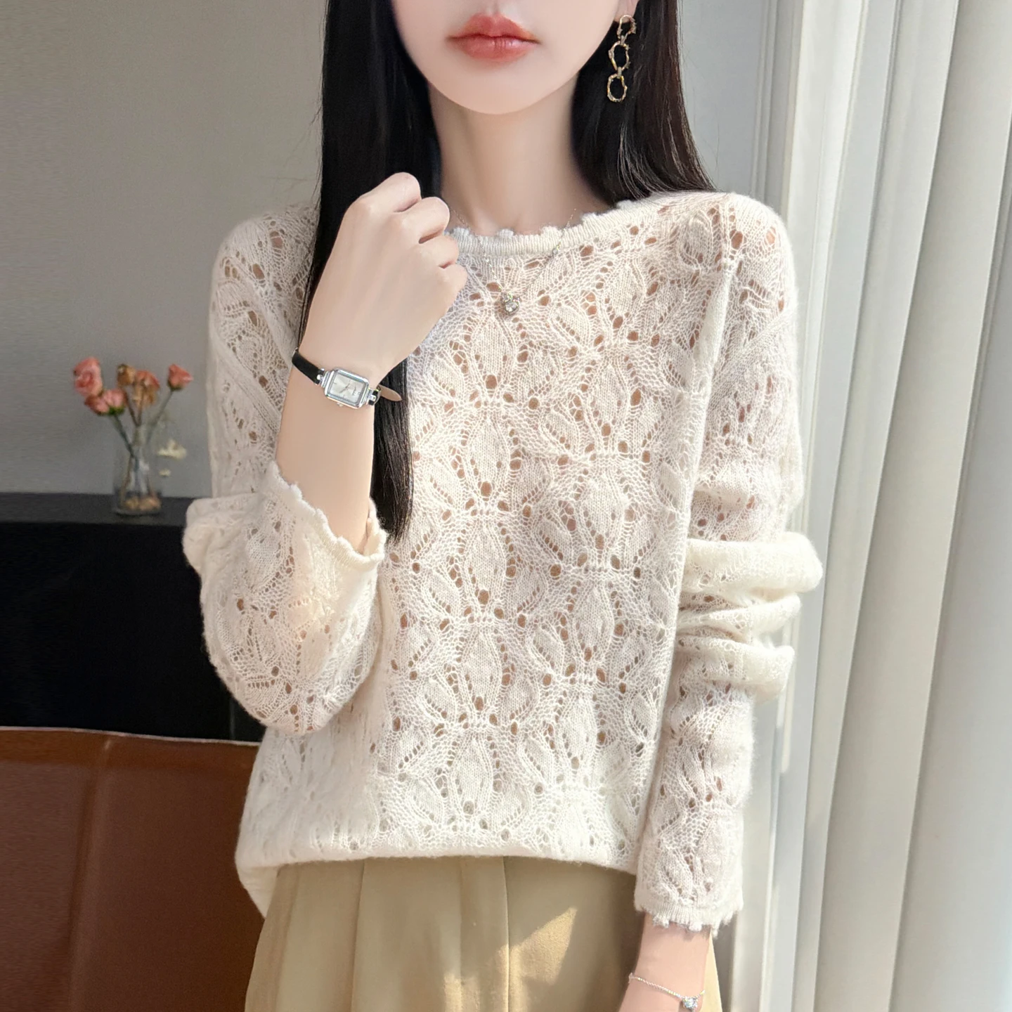 Women 100% Merino Wool Sweater O-Neck Hollow out Pullover New Fashion Jumper Spring Autumn Cashmere Sweater Female Knitted Tops
Women 100% Merino Wool Sweater O-Neck Hollow out Pullover New Fashion Jumper Spring Autumn Cashmere Sweater Female Knitted Tops