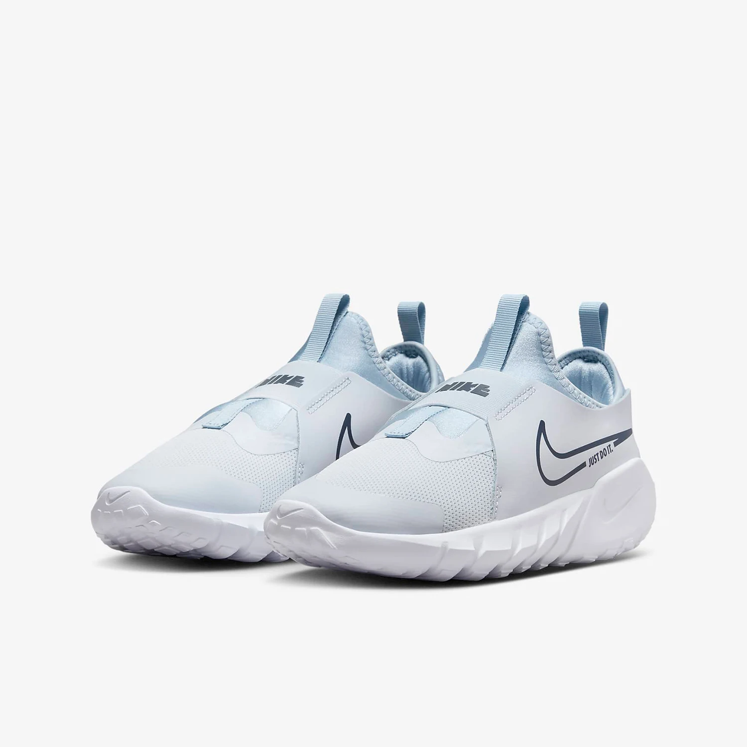 Оригинальные женские кроссовки Nike FLEX RUNNER 2 (GS) для больших детей DJ6038-010
Оригинальные женские кроссовки Nike FLEX RUNNER 2 (GS) для больших детей DJ6038-010