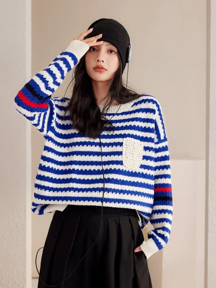 New Autumn Fashion Design Sense Niche Sweater Women Stripe Sweater Streetwear Long Sleeve Knitted Tops Female Loose Pullover
New Autumn Fashion Design Sense Niche Sweater Women Stripe Sweater Streetwear Long Sleeve Knitted Tops Female Loose Pullover