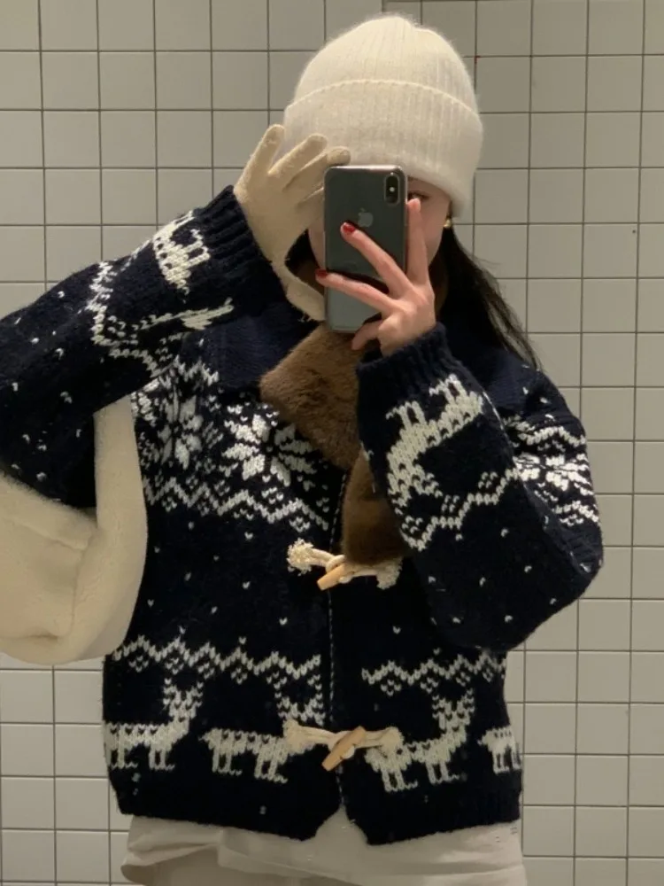 Теплый свитер Thi Long Sve, шикарное осенне-зимнее винтажное пальто для колледжа, дизайн на пуговицах, цветная блузка, пушистый трикотаж Jaet
Теплый свитер Thi Long Sve, шикарное осенне-зимнее винтажное пальто для колледжа, дизайн на пуговицах, цветная блузка, пушистый трикотаж Jaet