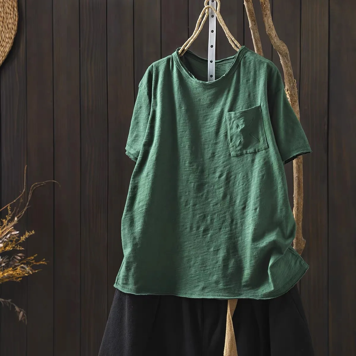 Women's Vintage Washed Bamboo Cotton Short Sleeve T-Shirt, Casual Crew Neck Pocket Tee, Retro Basic Summer Blouse Top
Women's Vintage Washed Bamboo Cotton Short Sleeve T-Shirt, Casual Crew Neck Pocket Tee, Retro Basic Summer Blouse Top